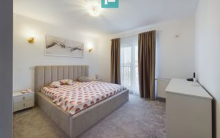 Apartament cu 3 camere în Subcetate - Poză 15