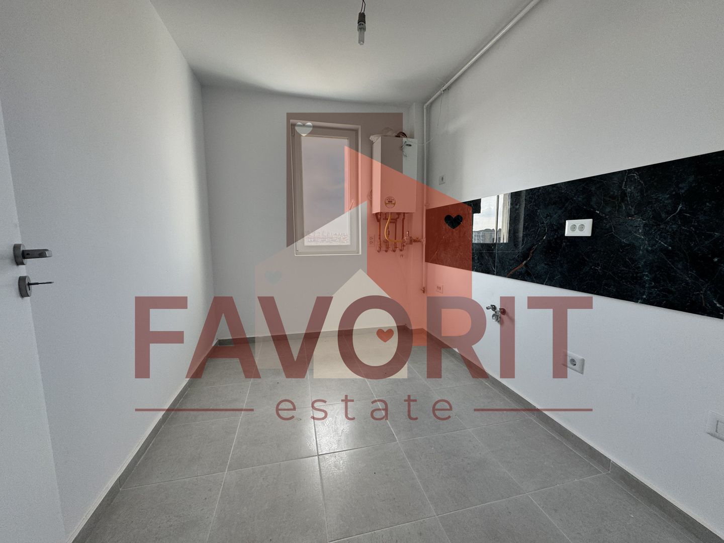 Apartament cu 2 camere decomandat in Giroc. Strada asfaltata. Loc de parcare. - Poză 1
