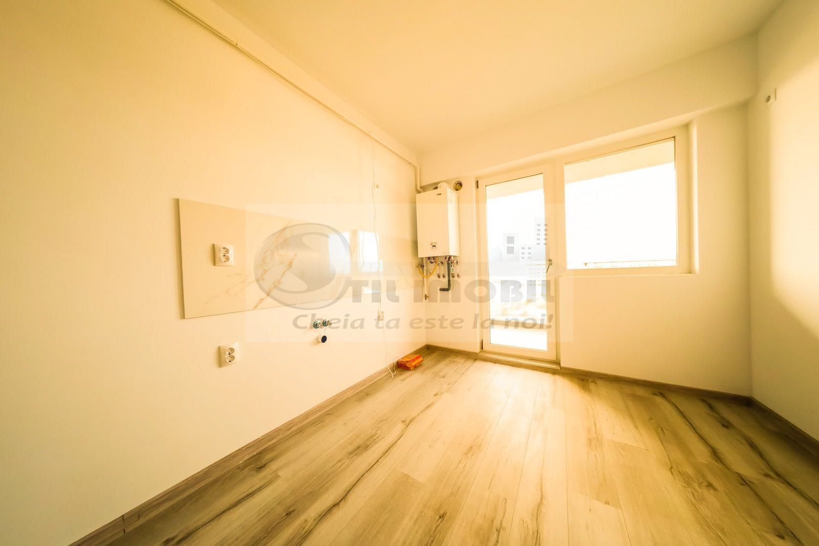 Apartament 2 camere semidecomandat, Copou Garden, 99.000 euro - Poză 4