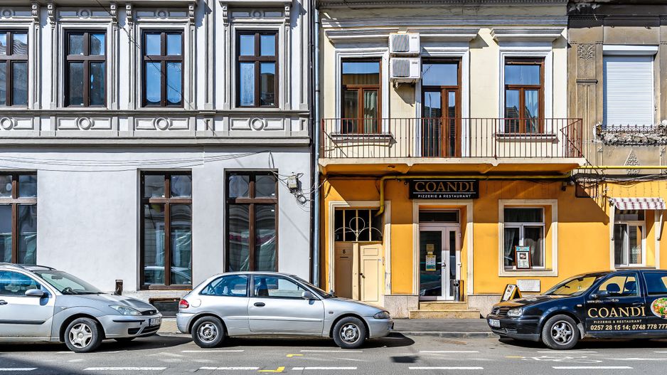 Spațiu de birouri situat pe strada N. Bălcescu. - Poză 1