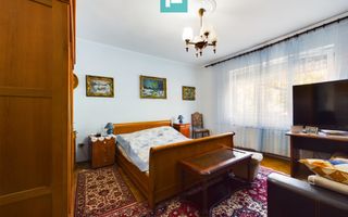 Casă clasică în Chișineu-Criș - Poză 7