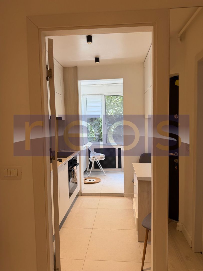 VANZARE 3 CAMERE | ZONA TITAN | CENTRALA PROPRIE - Poză 13