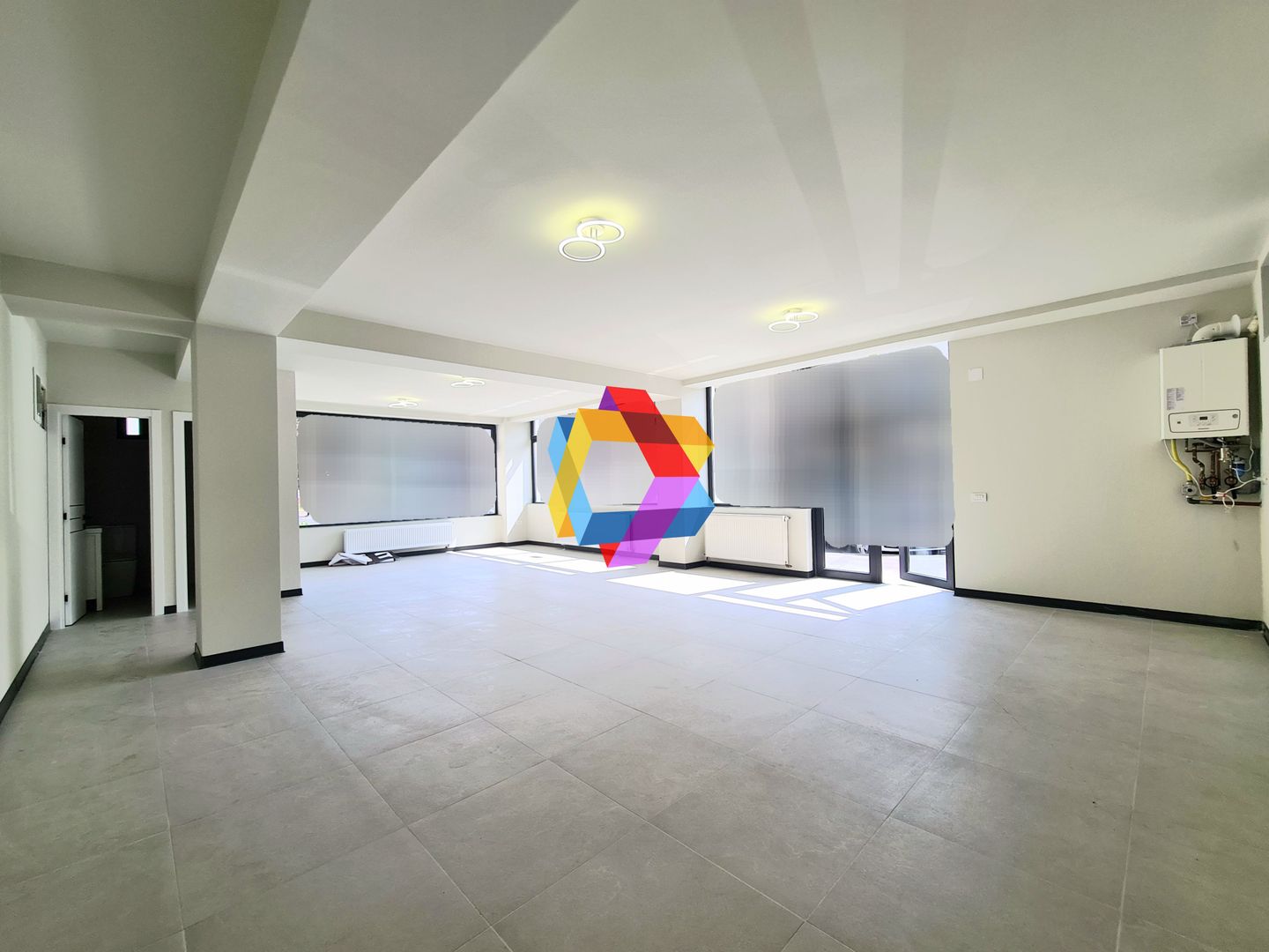 Spatiu comercial de închiriat  Brașov - 70 mp # spatii-comerciale-brasov.ro - Poză 1