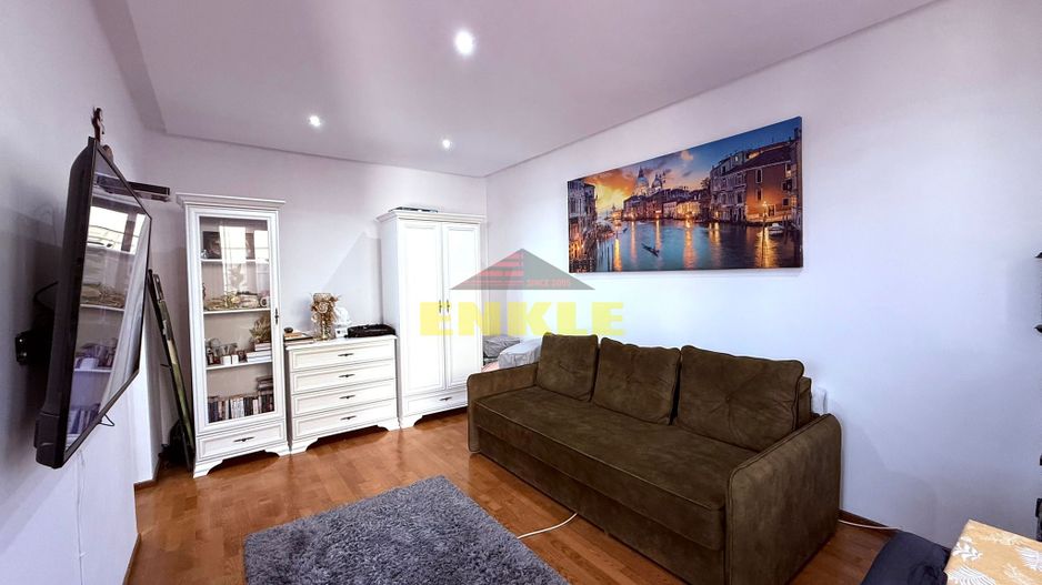 De vanzare casa tip duplex, Str. I.C. Bratianu - Poză 1