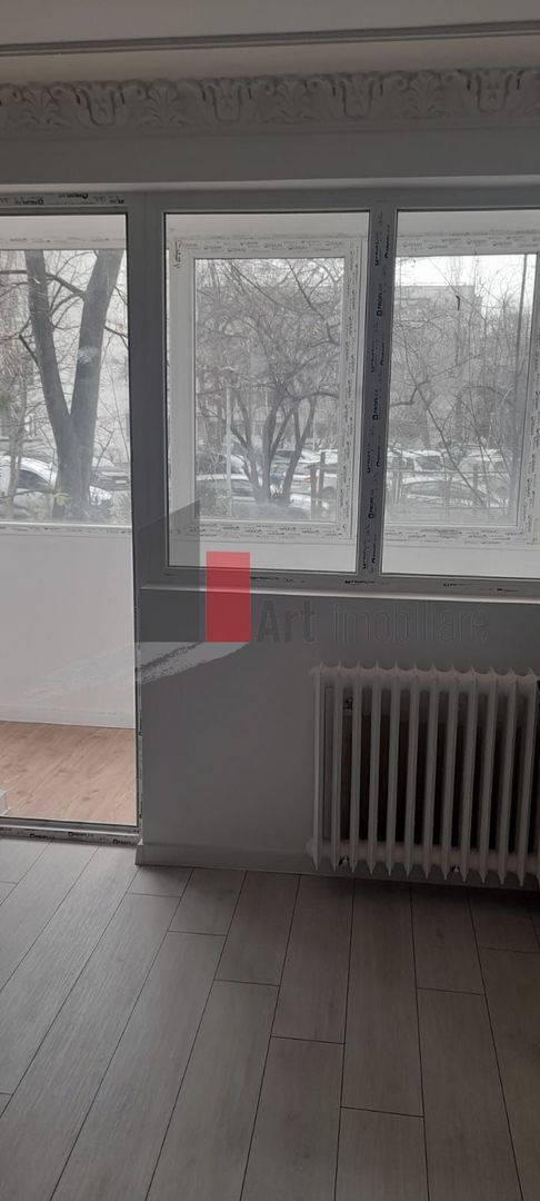 Apartament 3 camere  Titan Balcon de 14 mp - Poză 9