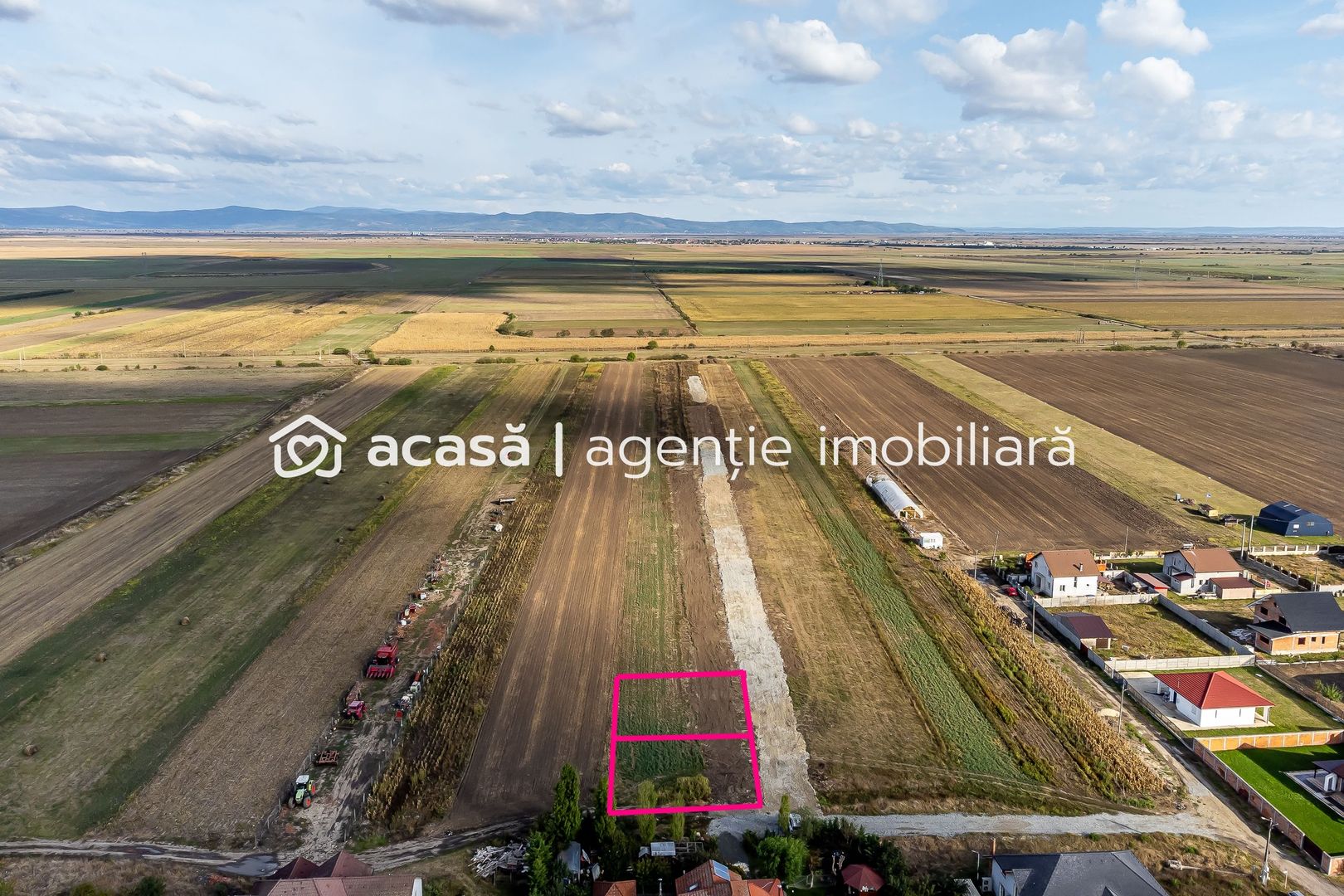 Teren pentru construcții în Livada, Arad, suprafață de 500 mp, FS 20m. - Poză 4