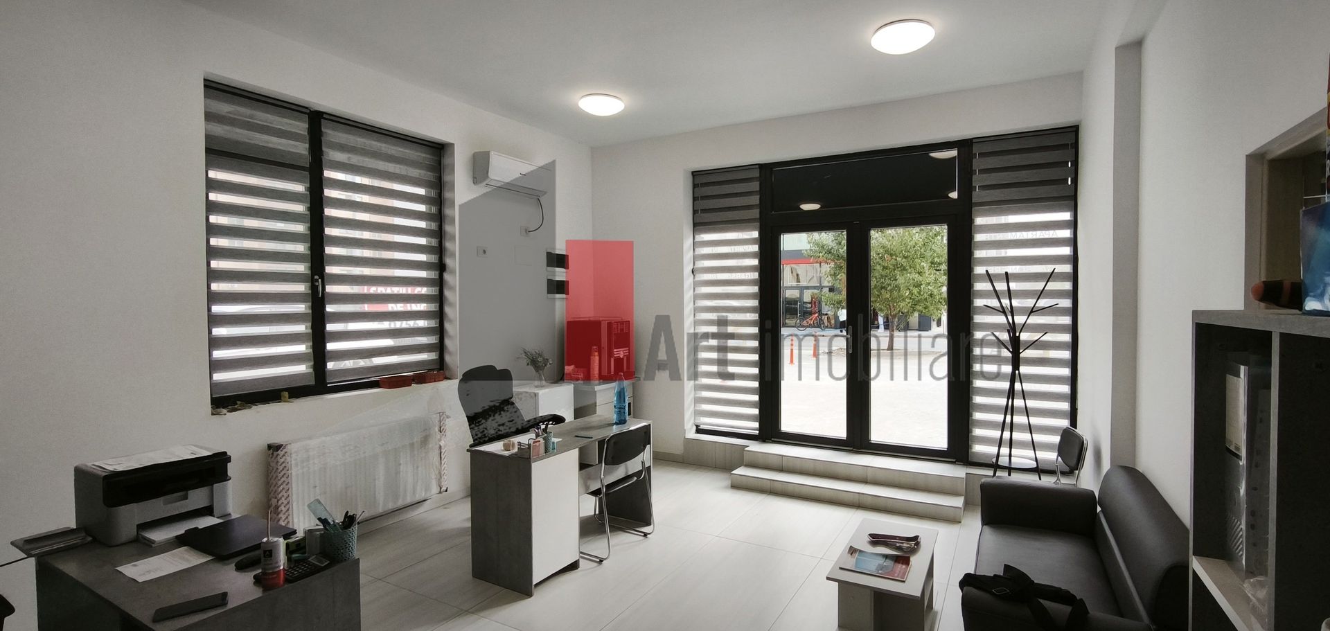 Spațiu ușor acomodabil pentru yoga, beauty salon, braserie sau showroom, 143mp - Poză 1