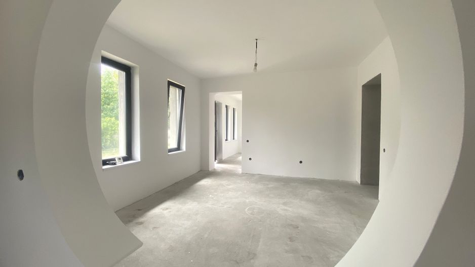 Casă primitoare cu teren generos de 2770 mp, în Adânca – Comision 0% - Poză 10