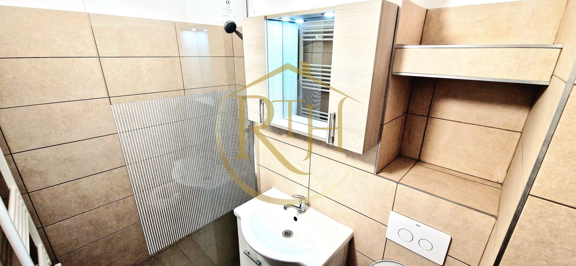 Inchiriez apartament modern cu 2 camere –zona Circumvalatiunii-Complex Favorit - Poză 18