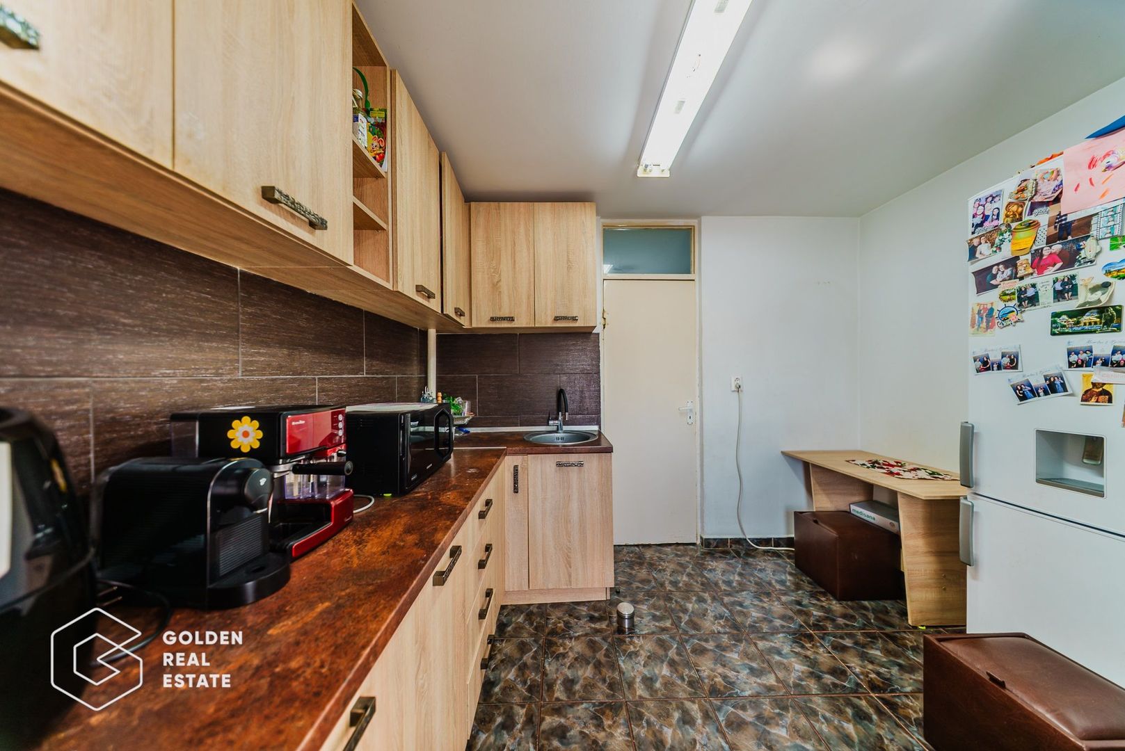 Apartament 3 camere, decomandat, Confectii, comision 0% - Poză 6
