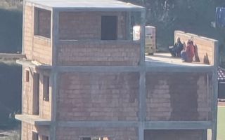 Casa 4 camere,4 bai,200mp,830mp teren,80mp terasa,0%comision - Poză 2