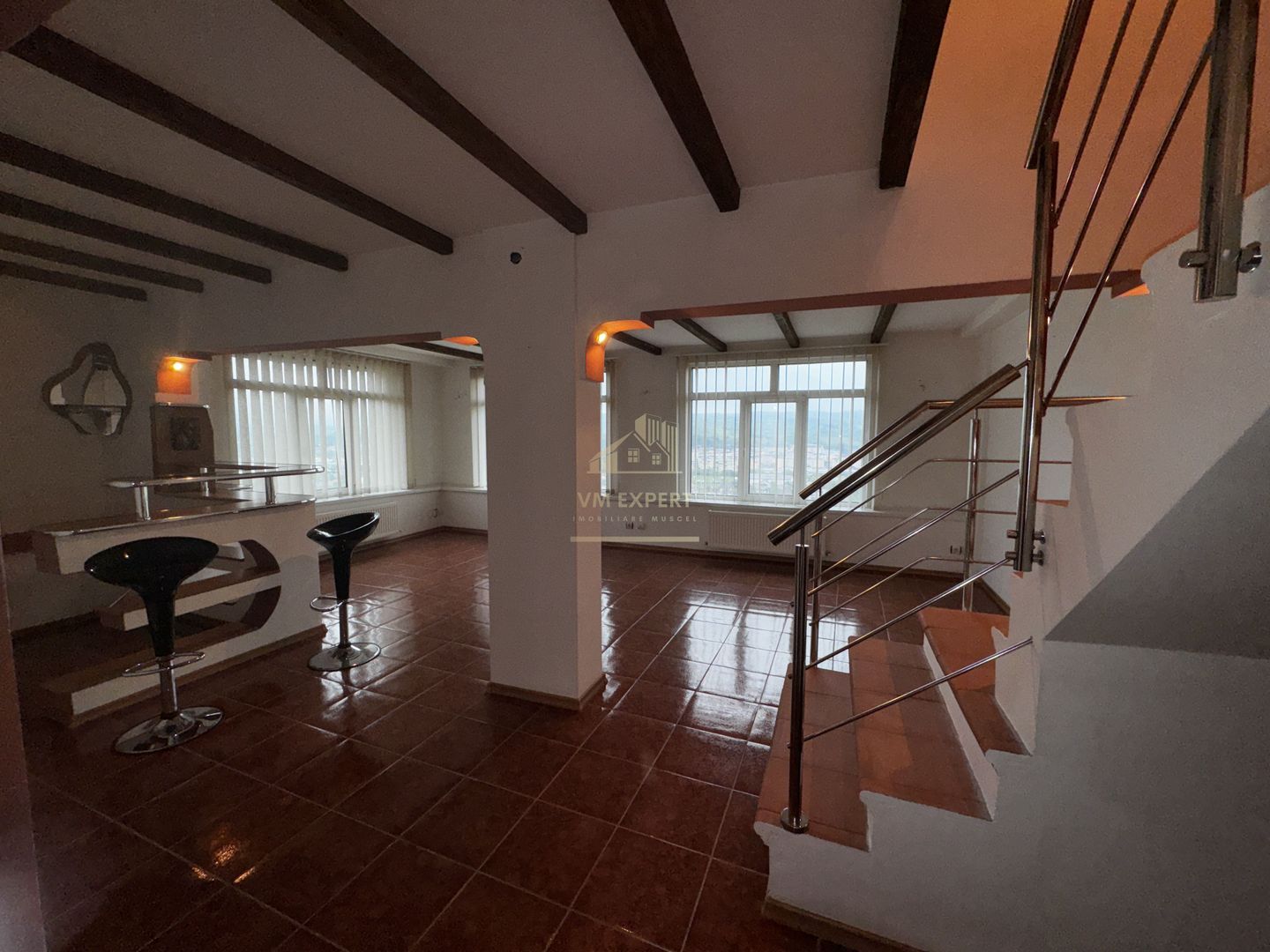 APARTAMENT CAMPULUNG TIP PENTHOUSE, 5 CAMERE GRUI - Poză 22