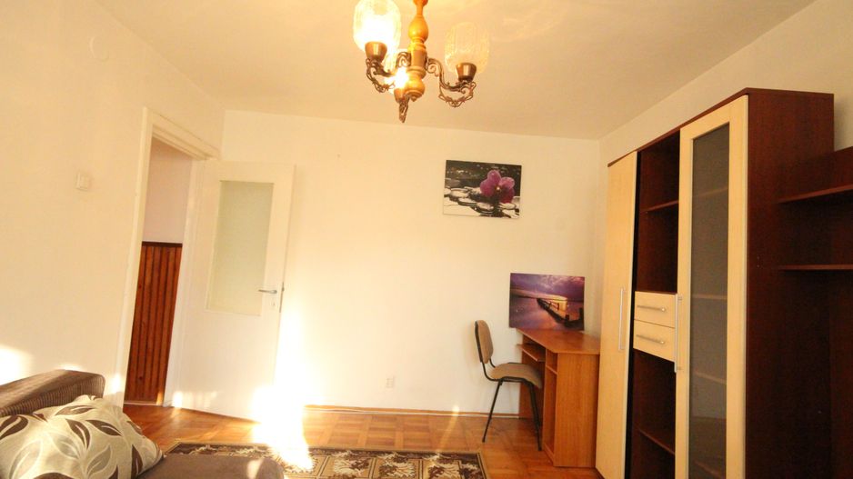 Pozitie avantajoasa - Poză 3