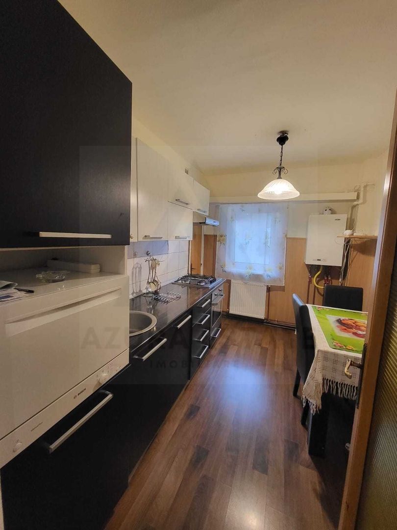 Apartament renovat 3 camere 2 bai 85 mp utili in zona Centrala - Poză 5