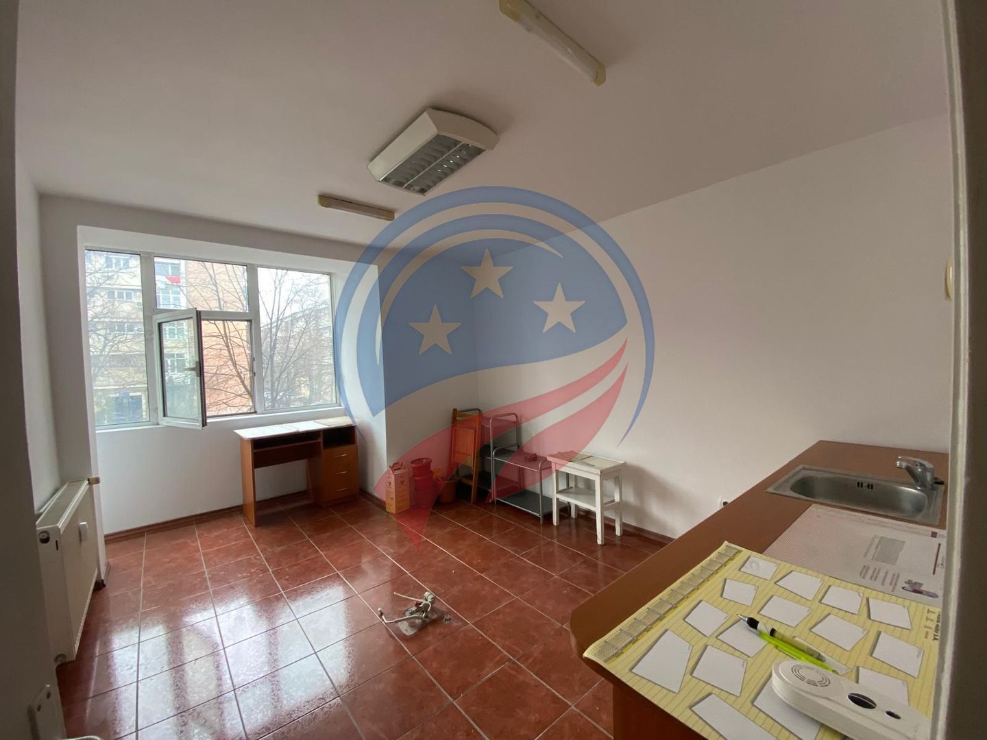 Inchiriere spatiu comercial apartament 2 camere Calea Bucuresti - stomatologie - Poză 3