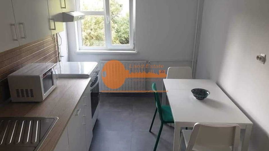 3 camere Aviatiei -450 m metrou ( 2 balcoane ) - Poză 2