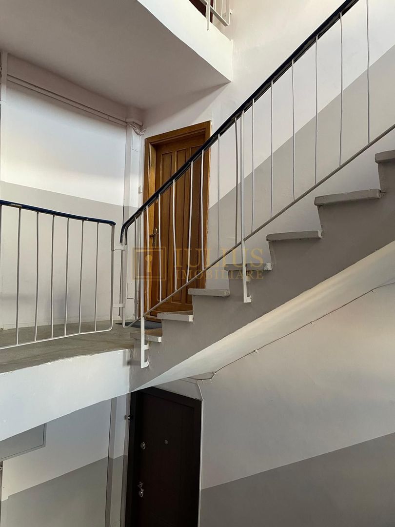 Apartament cu 3 Camere, decomandat+dressing, centrala proprie - Poză 19