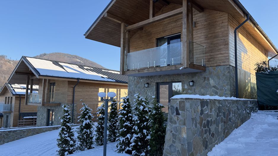 Casă de vacanță modernă într-un cadru natural deosebit – Râșnov - Poză 2