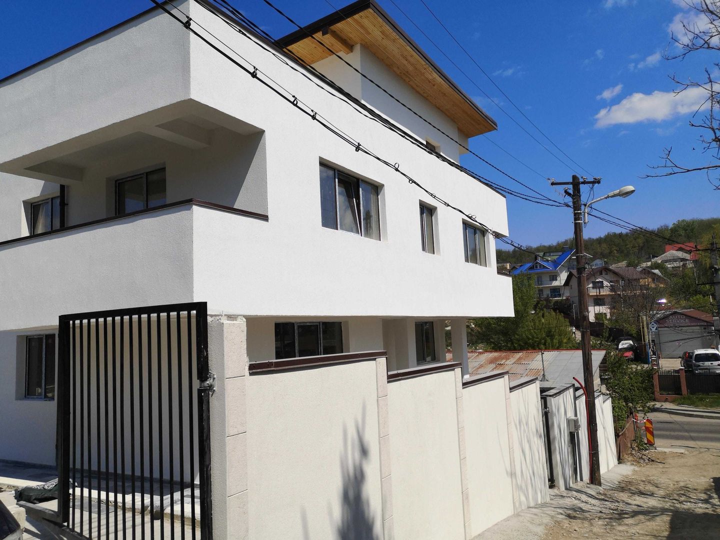 Imobiliare, Vând Apartament Iași 4 camere in vila noua, aproape de UMF - Poză 1