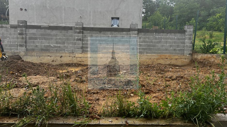 Casa/Villa , 5 camere, singur in curte - oras Codlea/Brasov - Poză 3