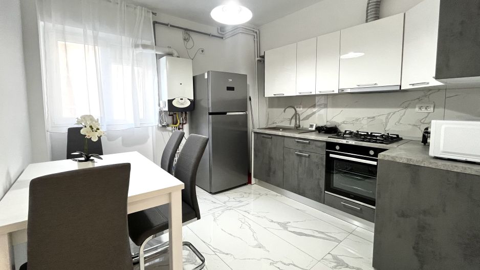 Apartament 4 camere, renovat integral, in zona Aradului- Iulius Mall - Poză 4