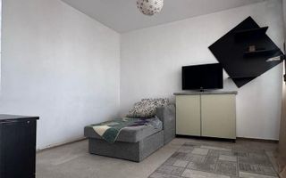 Apartament cu 2 camere / 50mp/ zona Podu Ros - Poză 3
