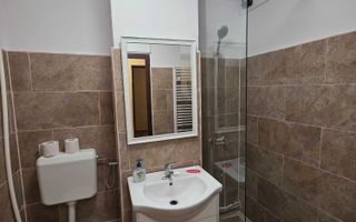 Garsonieră complet renovată cu demisol – oportunitate excelentă, zona - Poză 1