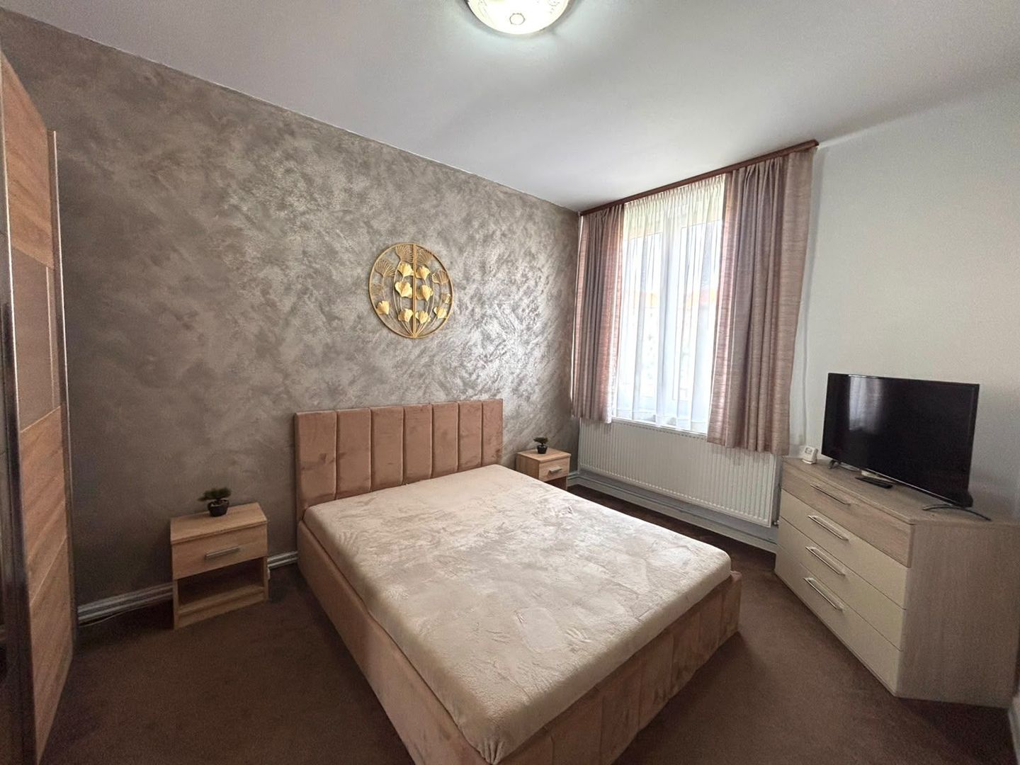 Apartament modern și elegant în zona Centrală - Poză 3