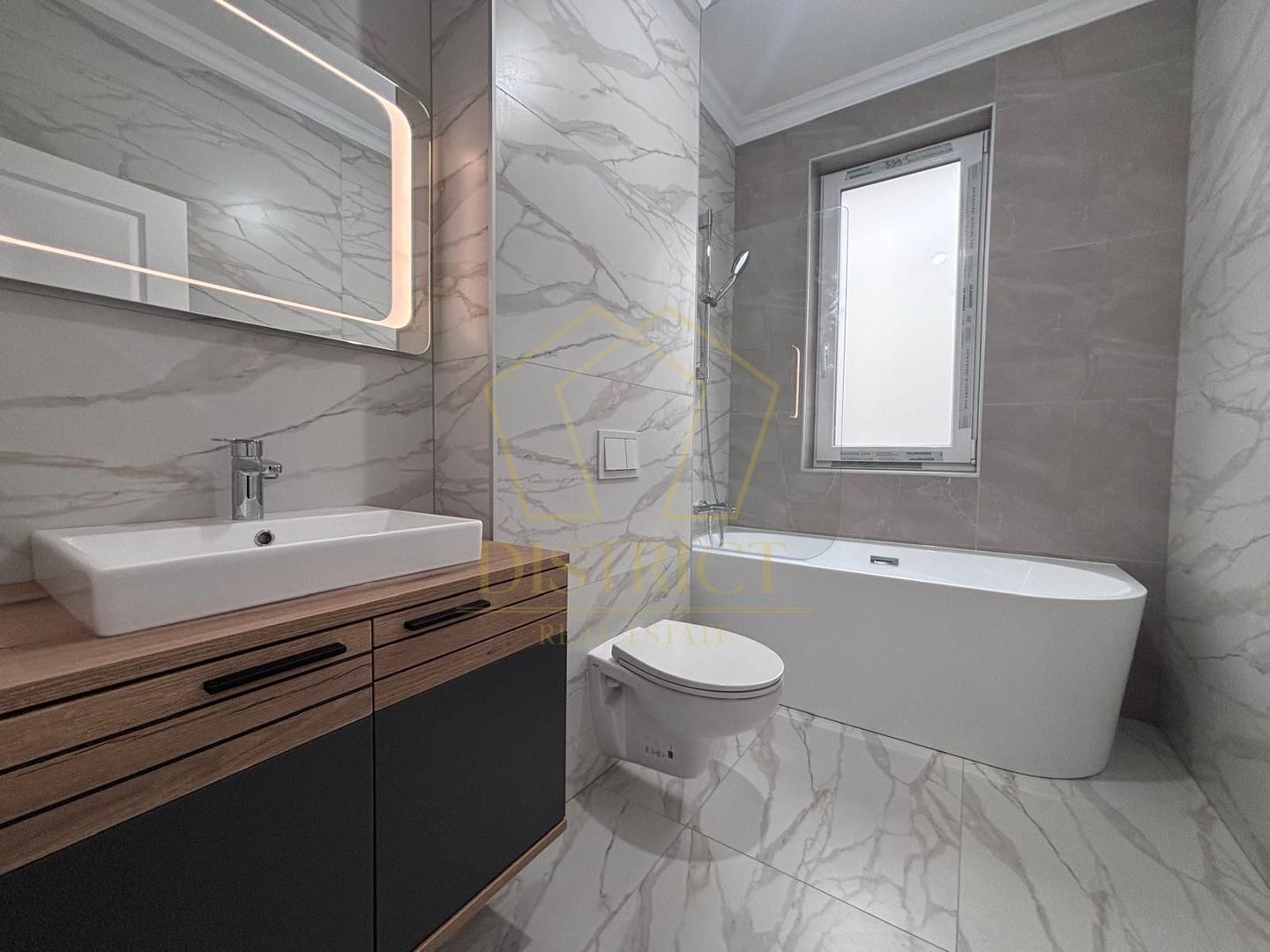 Apartamente noi cu 3 camere, curte 60-70mp | Dumbravita | CORA - Poză 7