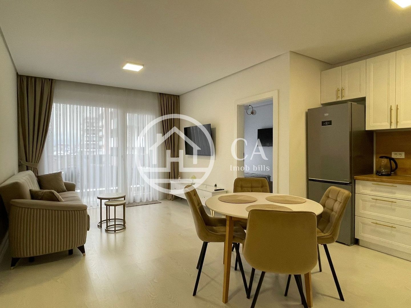 Apartament de închiriat cu 2 camere LUX  în WEST RESIDENCE, Oradea - Poză 1