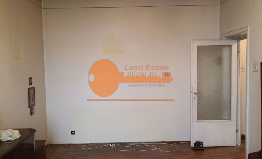 Garsoniera Ho si Min ( bloc rusesc-boxa ) - Poză 1