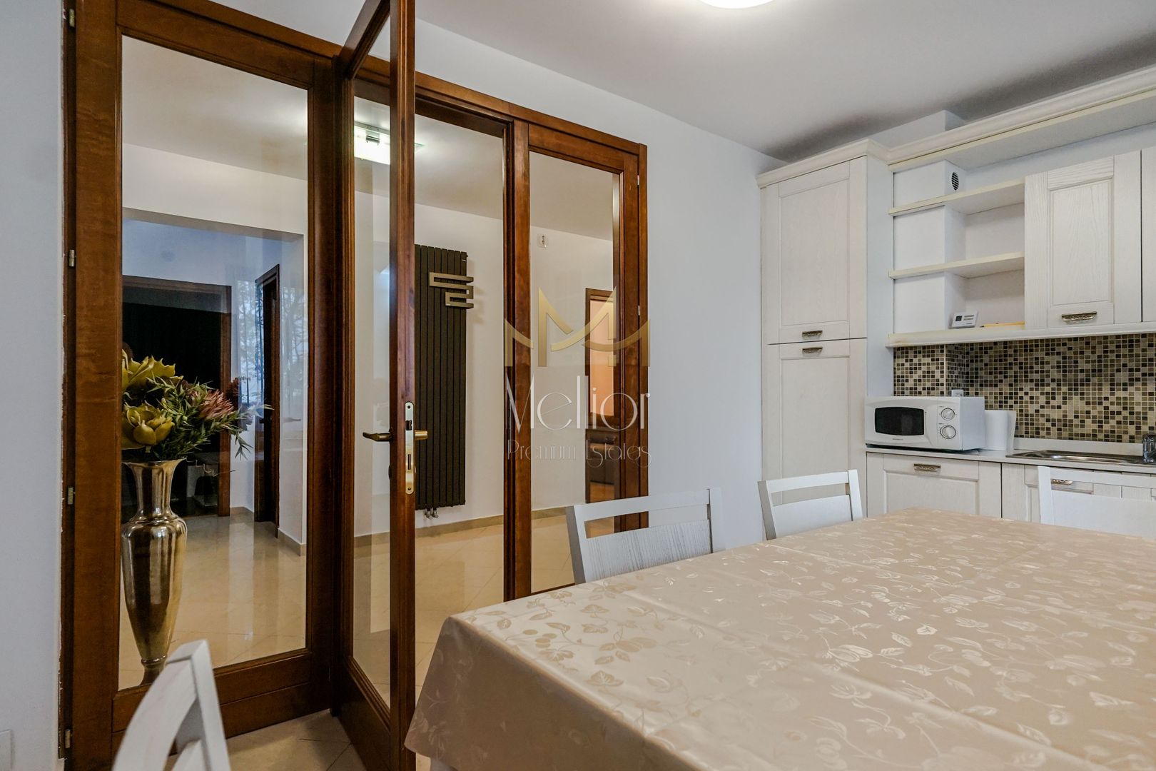 Ap spatios 4 camere, garaj, Andrei Muresanu, zona strazii Trifoiului - Poză 30