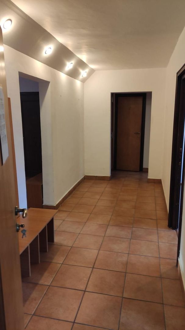 Odobescu | 5 Camere | Pretabil pentru birou - Poză 2