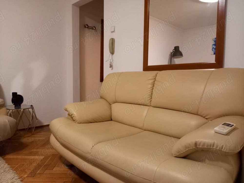 APARTAMENT  COCHET PIATA ROMANA-METROU - Poză 3