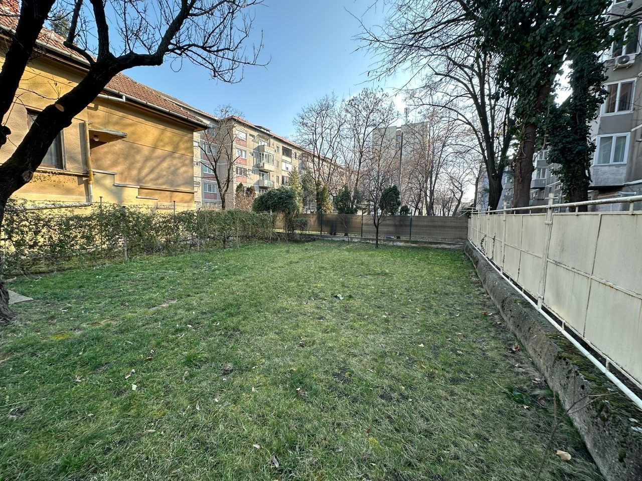 Casa in zona CENTRALA -  Take Ionescu - Poză 1