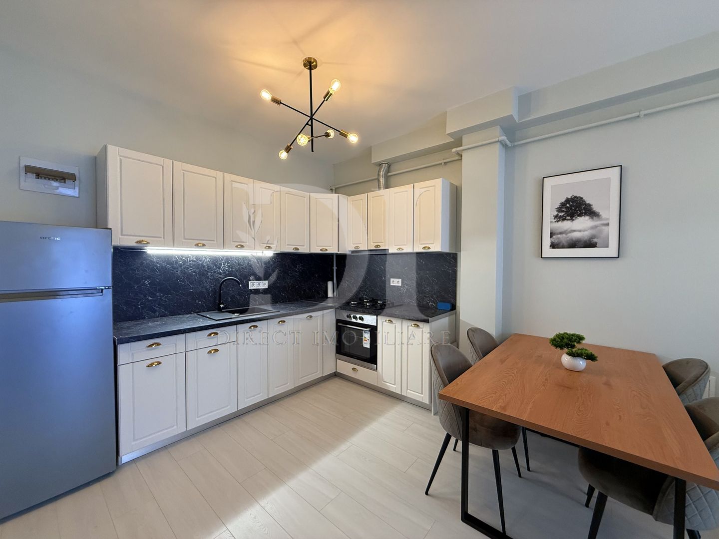 Apartament cu 2 camere Floresti Eroilor - Poză 2