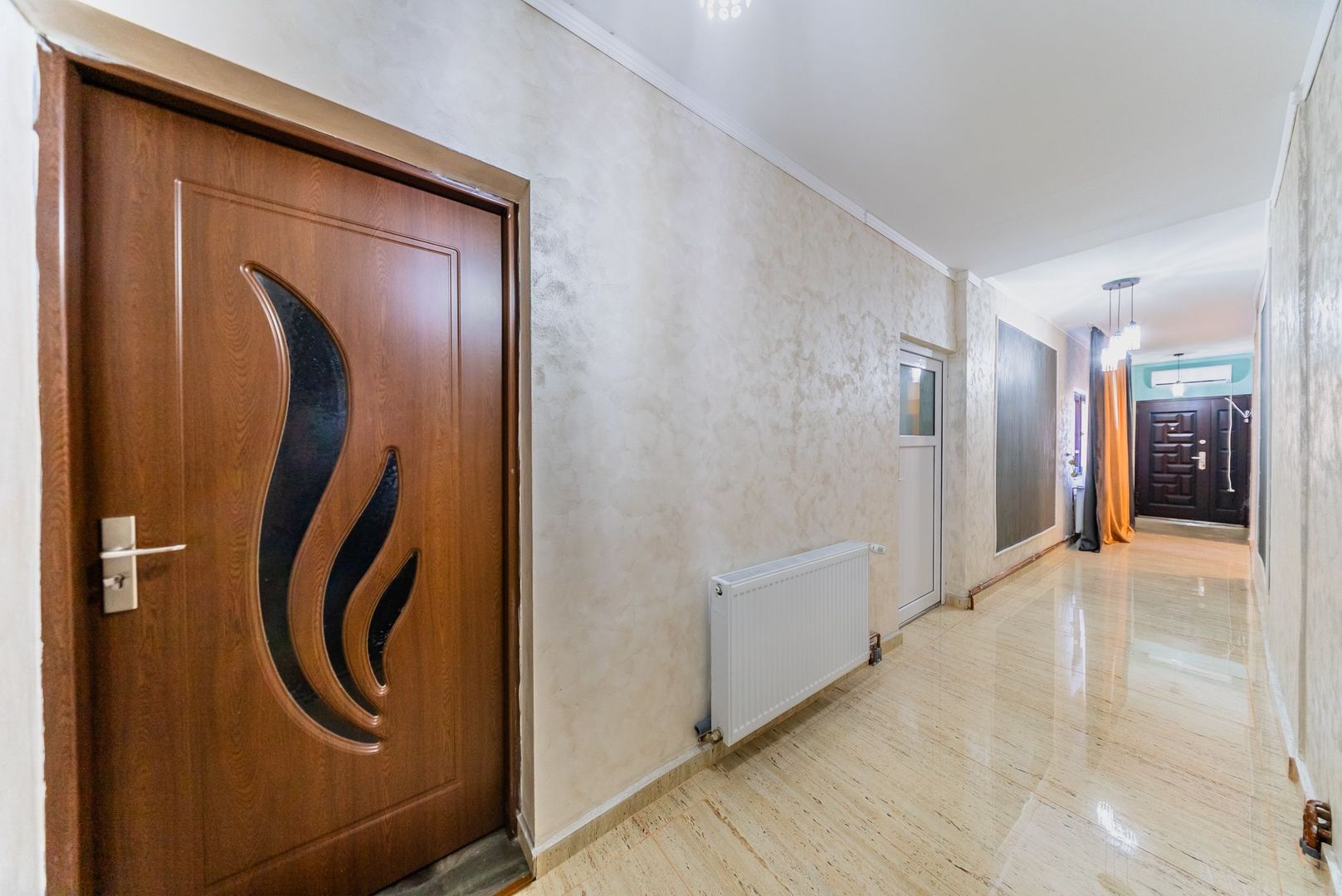 Apartament 3 camere la casa foarte spatios comision 0% - Poză 8