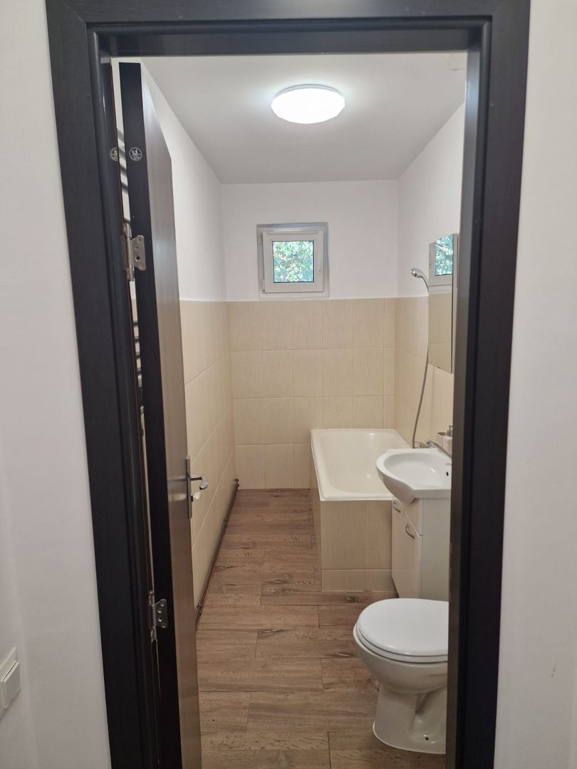 Garsoniera Superba Pajura Cu Centrala - Poză 7