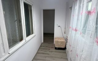 De vanzare apartament cu 2 camere, etaj 4/4, recent renovat, 33.000 euro - Poză 5