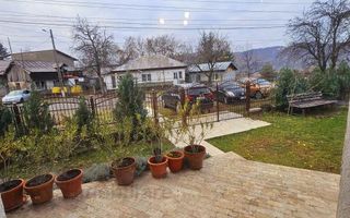 🏡 Vilă elegantă cu 6 camere – Bănești, zona Primăriei - Poză 7