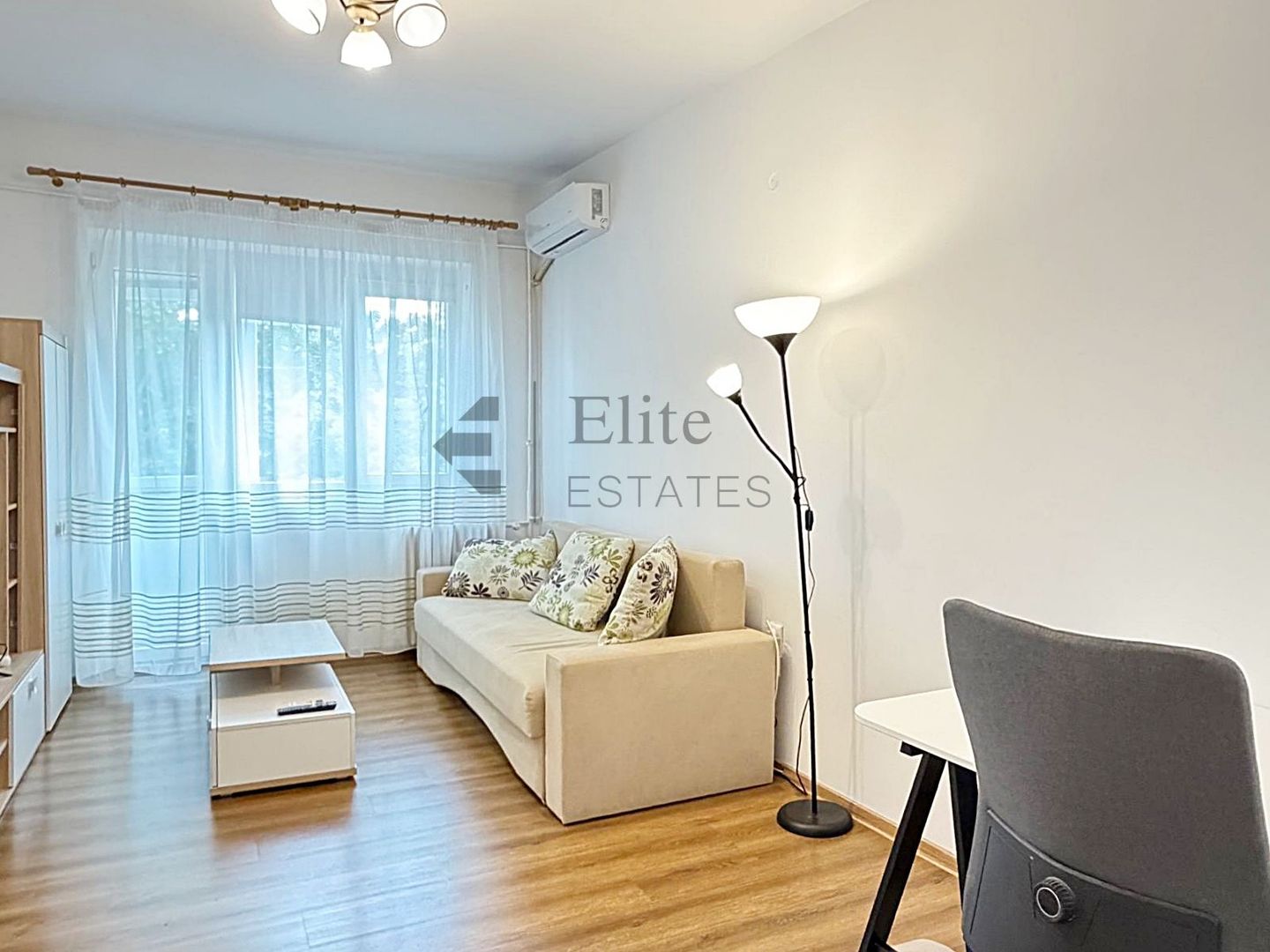 Apartament cu 2 camere ultracentral in Oradea - Poză 1