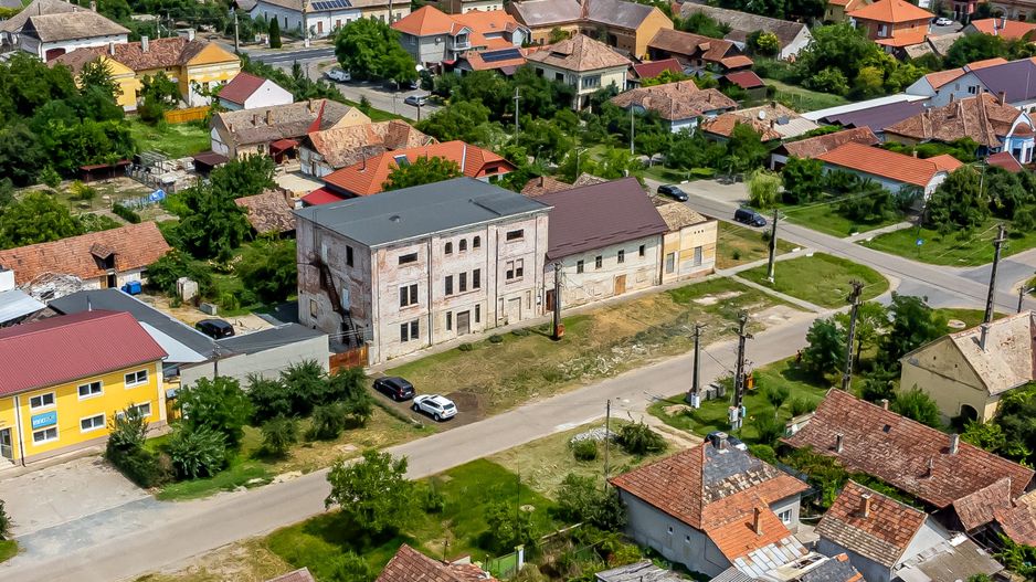 Moara veche Szabados malom -spațiu comercial Nădlac - Poză 10