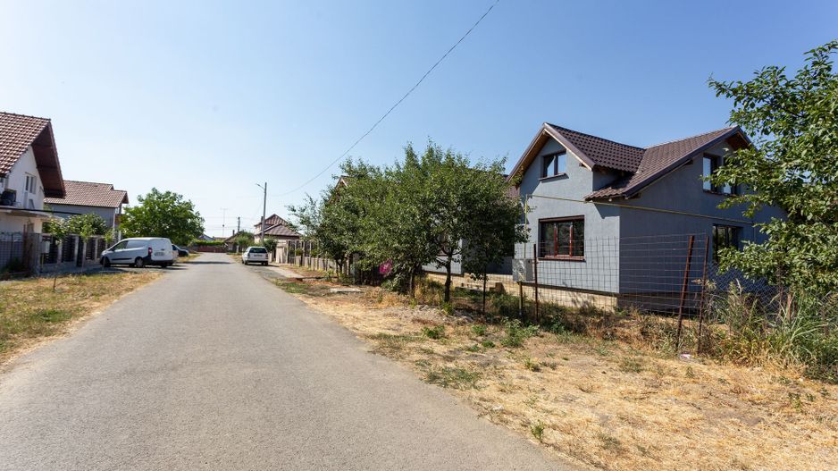 Casă în Vladimirescu, zonă liniștită, 17,5 m front stradal. - Poză 3