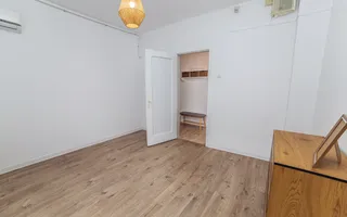 Apartament 4 camere renovat, central, ideal rezidențial sau activitate business - Poză 12