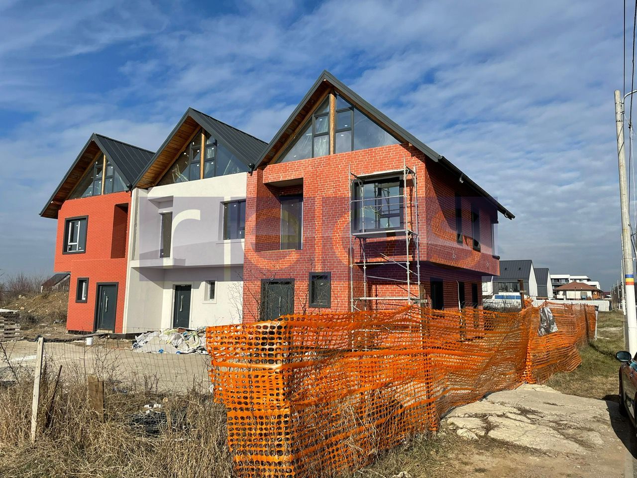 VILA 5 CAMERE | PIPERA A3 | 140 MP UTILI | se vinde la gri fara finisaje - Poză 2