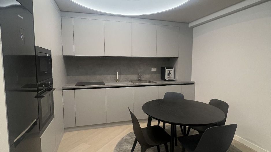 INCHIRIERE APARTAMENT 3 CAMERE PARCARE INCLUSA CORTINA NORTH - Poză 2