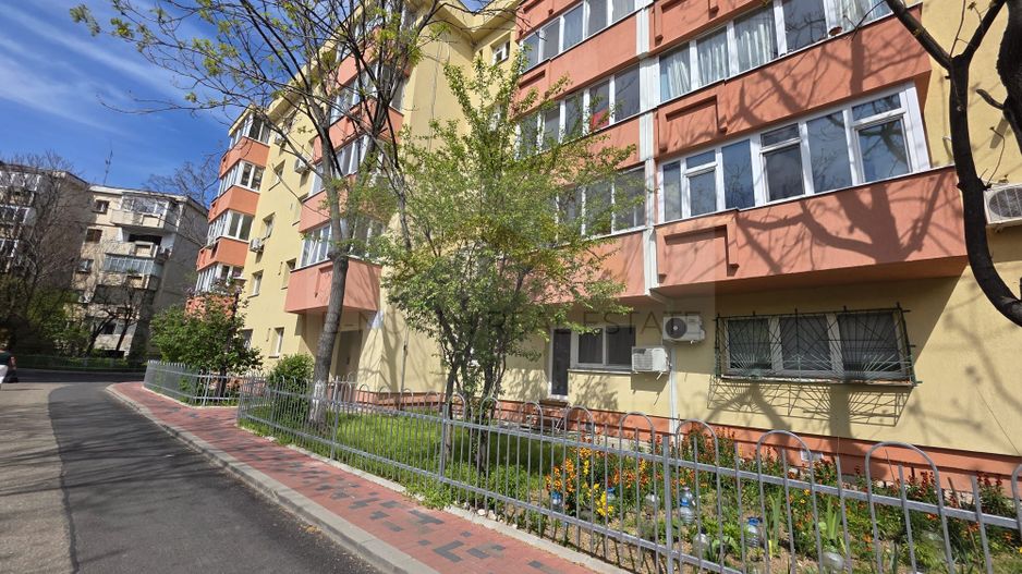 Apartament 3 camere Mall Vitan | 79 mp utili | Parcare Renovat | Bloc reabilita - Poză 1