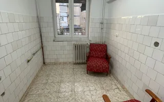 Apartament 3 camere semidecomandat , Bd. 1 Mai ,Sector 6 , - Poză 11
