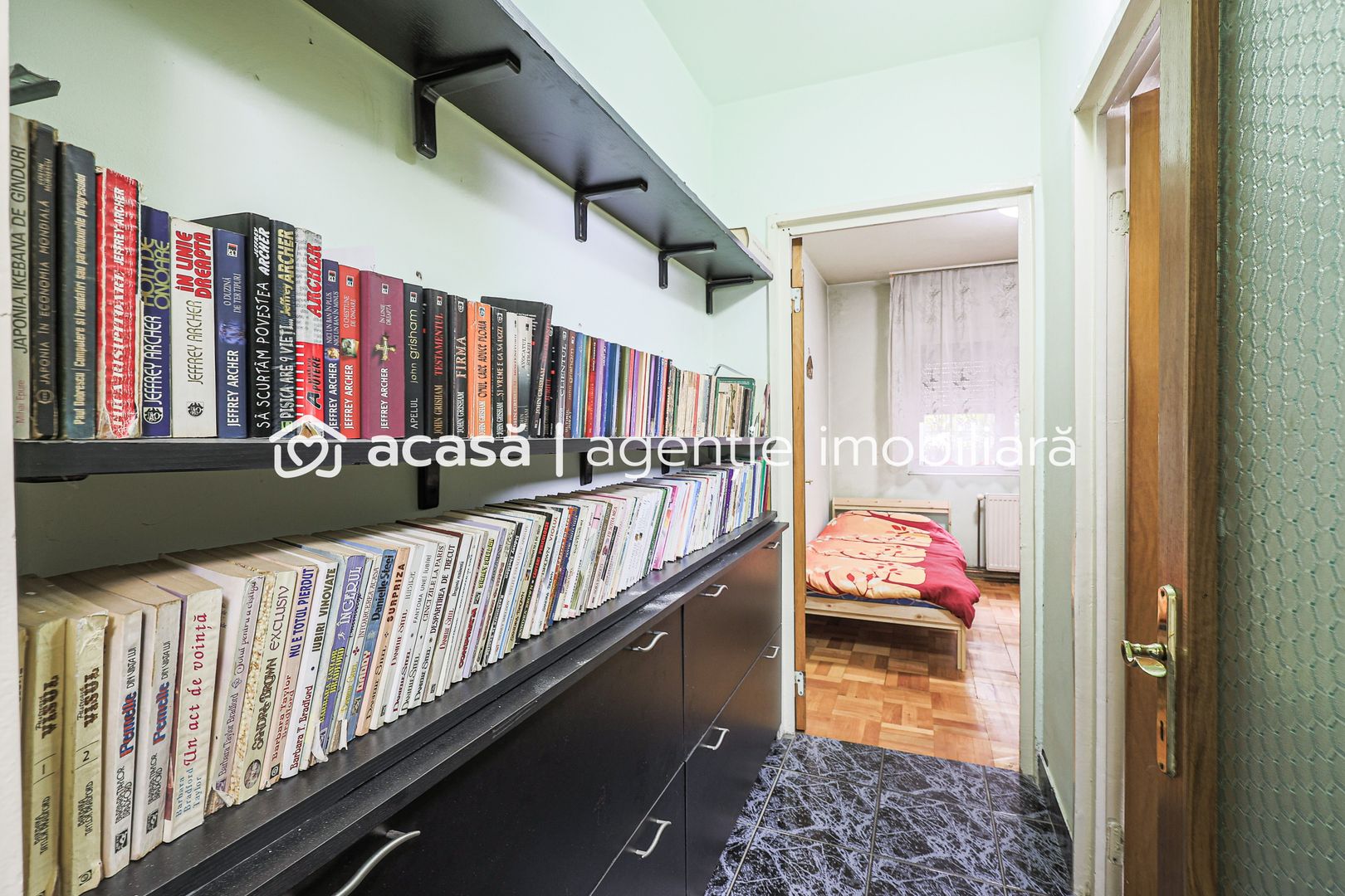 Apartament foarte spațios cu 5 camere la parter in Micalaca Comision 0 - Poză 10