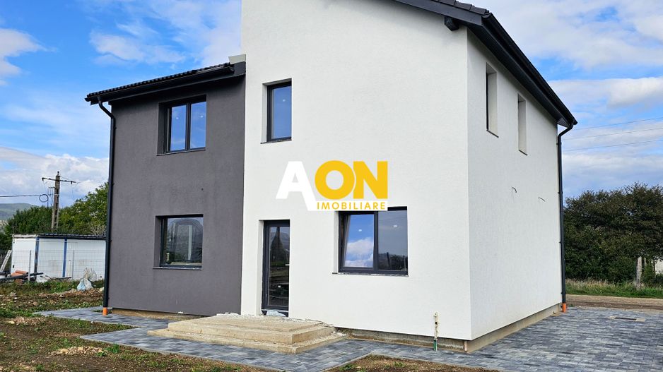 Casa semifinisata, 4 camere, 554 mp teren, Cetate - Poză 2